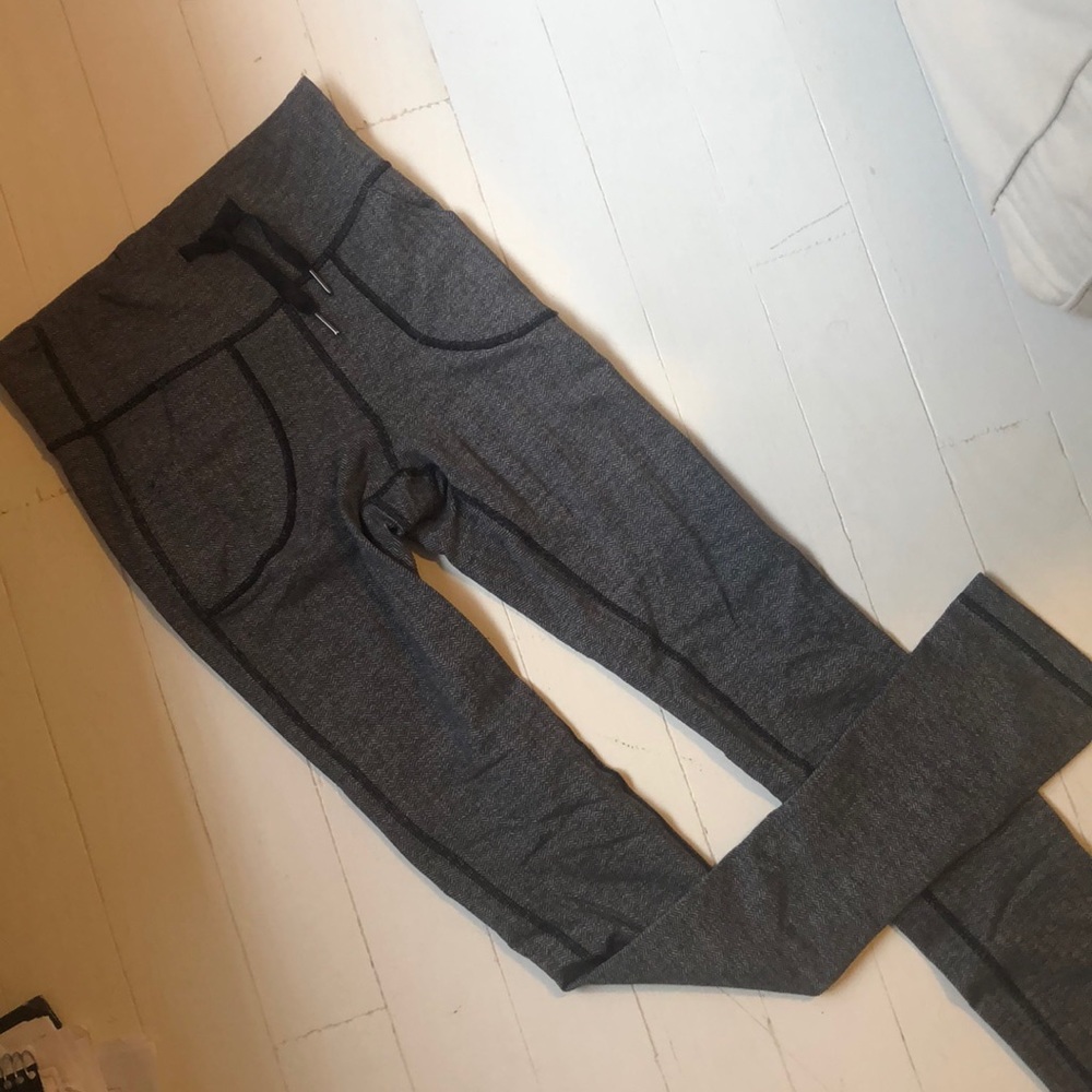 Lulu lemon leggings